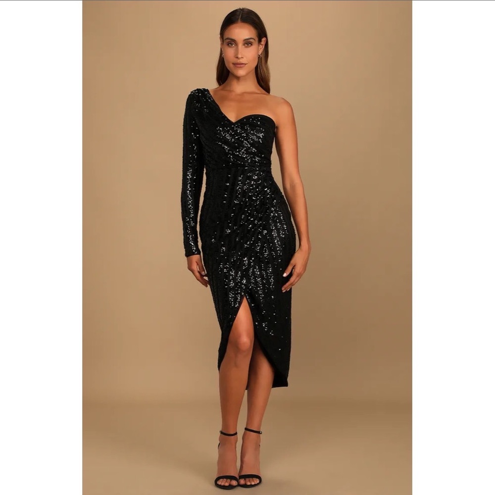 Lulu’s Elegant Occasion Black Sequin One-Shoulder Tulip Midi Dress 1587976